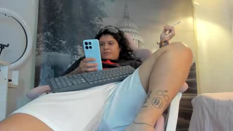 Snowflake online show from October 10, 6:51 pm