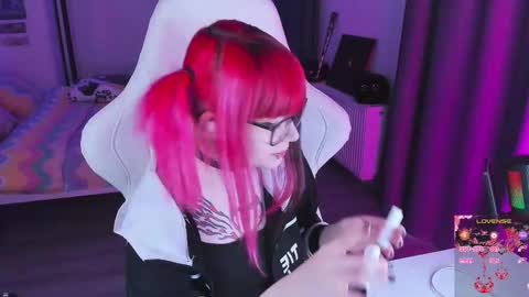 Snapshot of yumi_youkai chatting on November 25, 10:48 am Yumi 3 online show from November 25, 10:48 am