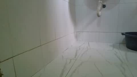 Snapshot of yummychocolate_2 chatting on October 2, 4:08 am YUMMY online show from October 2, 4:08 am