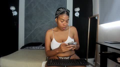 Yummyduo online show from January 19, 2:59 pm