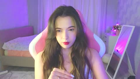 Snapshot of yuna_sunshy chatting on November 24, 1:16 am Yuna online show from November 24, 1:16 am