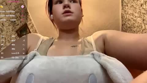 Snapshot of yungbusitzky chatting on November 21, 1:54 pm Viola online show from November 21, 1:54 pm