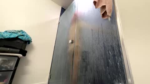 BbyTSSLut online show from November 18, 6:18 am