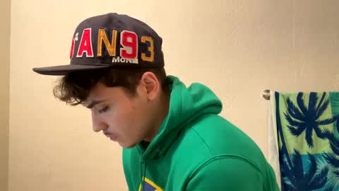 yungstudbev online show from January 15, 11:51 pm