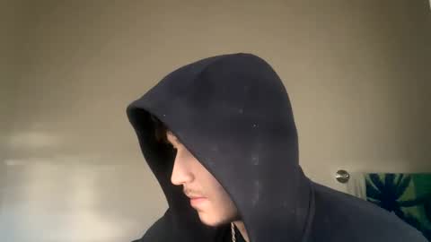 yungstudbev online show from January 24, 1:57 pm