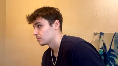 yungstudbev online show from January 26, 4:51 pm