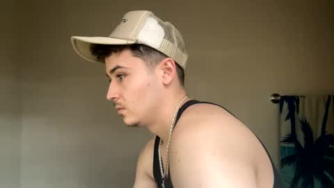 yungstudbev online show from February 25, 6:20 pm