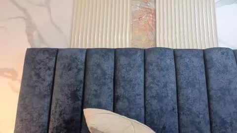 yunkeyc online show from November 23, 2:39 pm