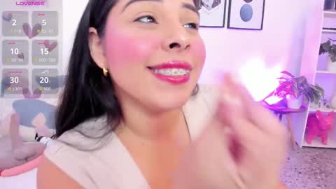 Yunna online show from November 7, 11:32 am