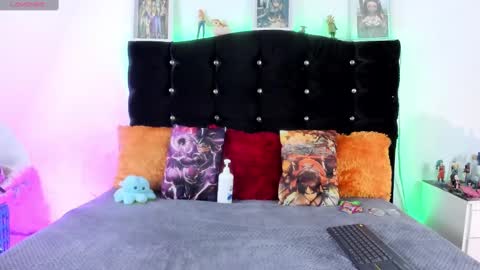 yuong soo online show from October 7, 3:04 am