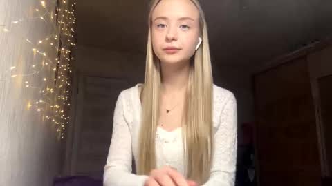 May online show from December 16, 2:22 pm