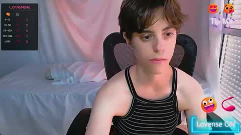 Yuyu online show from February 13, 9:17 pm