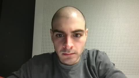 Snapshot of yvesbunnny chatting on December 18, 5:30 pm yvesbunnny online show from December 18, 5:30 pm