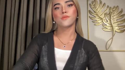 Miss Cali online show from December 4, 6:11 am