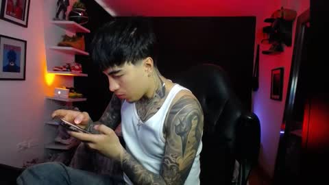 zac_muller1 online show from October 11, 2:26 pm