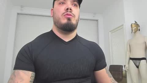 Snapshot of zackconnorsx chatting on December 29, 11:18 pm Zack online show from December 29, 11:18 pm