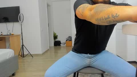 Snapshot of zackconnorsx chatting on March 8, 12:11 am Zack online show from March 8, 12:11 am