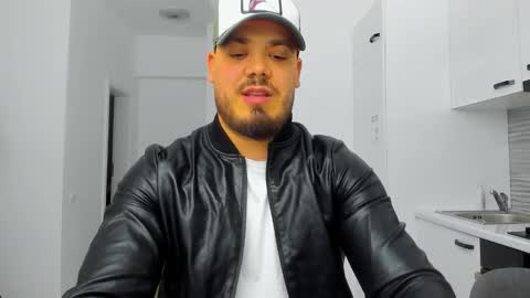 Snapshot of zackconnorsx chatting on October 22, 7:35 pm Zack online show from October 22, 7:35 pm