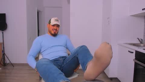 Snapshot of zackconnorsx chatting on November 28, 11:40 pm Zack online show from November 28, 11:40 pm