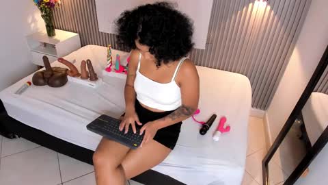 zafira online show from March 11, 11:33 am