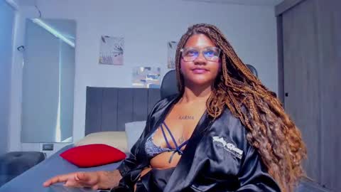 zahra_rose online show from March 12, 3:29 pm