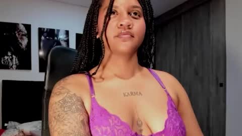 zahra_rose online show from October 8, 9:23 pm