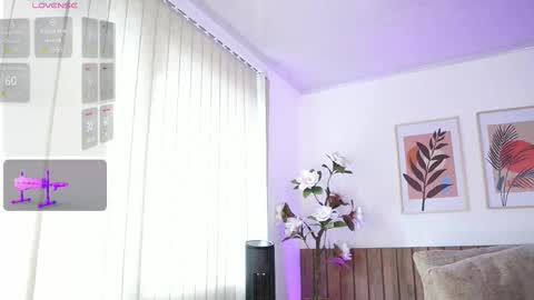 Zara Williams online show from November 21, 7:12 pm