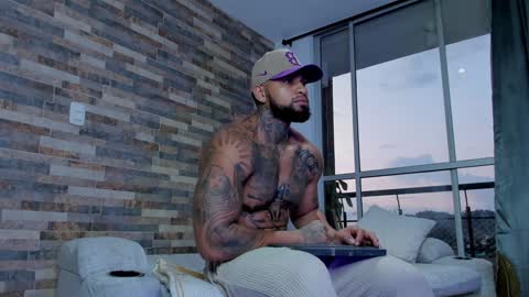 INSTAGRAM yormanfit7 online show from January 16, 11:16 pm