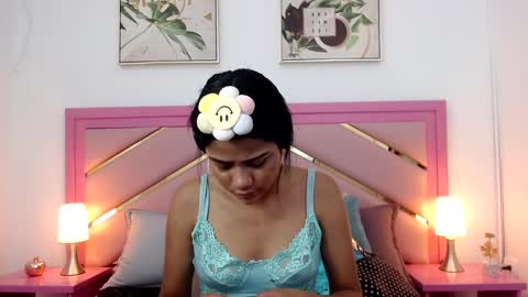 Snapshot of zaira_angel chatting on March 3, 5:18 pm Zaira Angel online show from March 3, 5:18 pm
