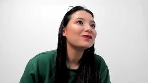 Snapshot of zammii69 chatting on October 26, 2:23 pm zammii69 online show from October 26, 2:23 pm