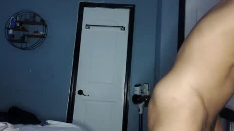 Snapshot of zamoraedii1994 chatting on December 24, 6:06 pm Edii online show from December 24, 6:06 pm