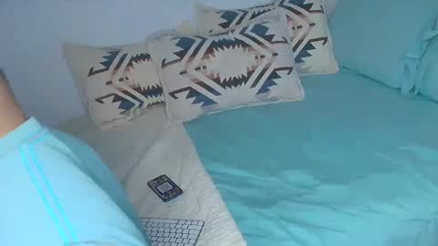 Snapshot of zamoraedii1994 chatting on January 7, 6:16 am Edii online show from January 7, 6:16 am