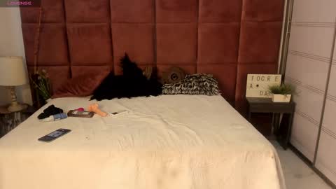 Zane Lux online show from February 21, 4:16 pm