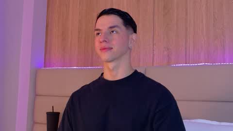 Zane Dawson online show from November 29, 7:55 am