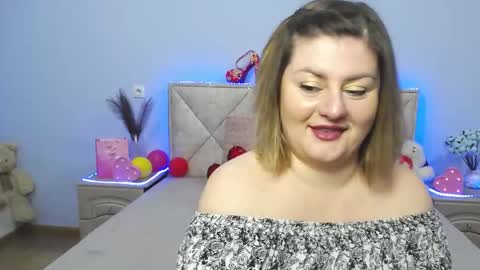 zannadreil online show from January 28, 7:00 pm