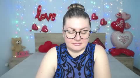 zannadreil online show from March 5, 7:17 pm