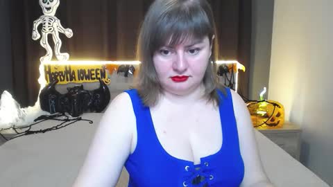 zannadreil online show from October 18, 6:41 pm