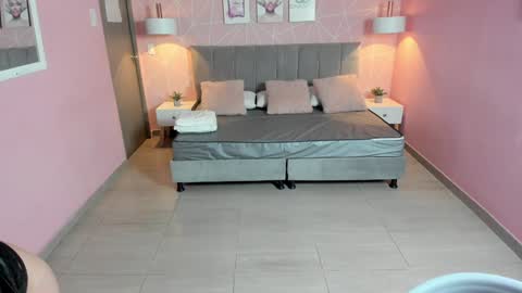 Zara Sweet  online show from January 17, 12:42 pm