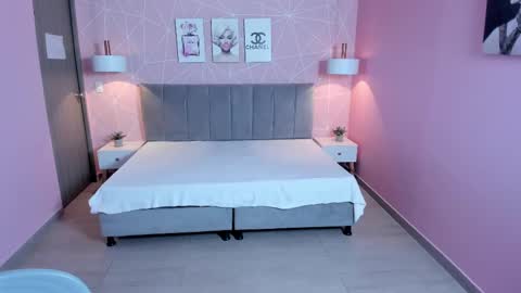 Zara Sweet  online show from February 11, 12:48 pm