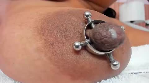 zara lopez online show from November 13, 7:13 pm