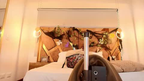 Snapshot of zarah_andrews chatting on October 11, 3:10 pm Zarah Andrews online show from October 11, 3:10 pm