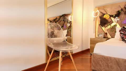 Snapshot of zarah_andrews chatting on October 16, 12:06 pm Zarah Andrews online show from October 16, 12:06 pm