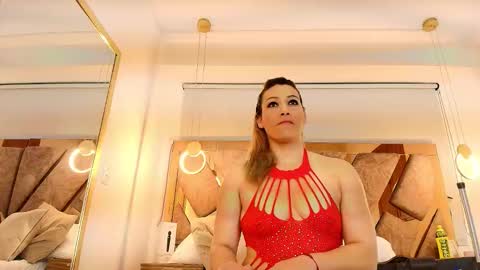 Snapshot of zarah_andrews chatting on December 4, 2:59 pm Zarah Andrews online show from December 4, 2:59 pm