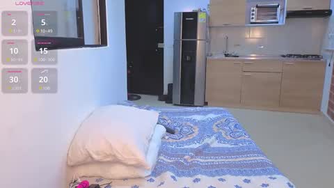 ZARAY CLOVER online show from September 11, 9:37 pm