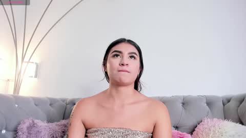  Zayda  online show from December 31, 9:06 pm