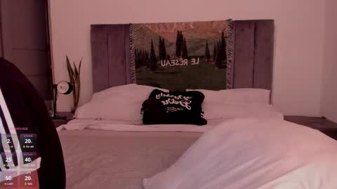 Hii im Zay.                 I save money for education. PVT Open. online show from November 15, 8:00 am