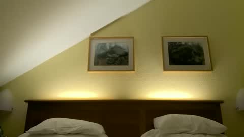 Snapshot of zech2455 chatting on November 19, 9:48 pm zech2455 online show from November 19, 9:48 pm