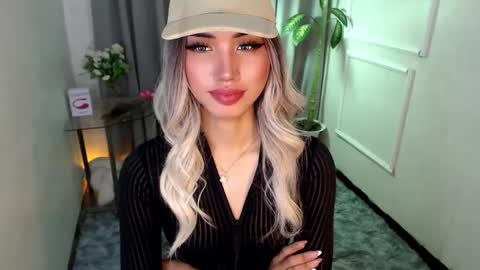 zelainalovetocum online show from February 10, 4:08 am