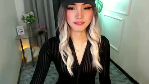 zelainalovetocum online show from February 15, 12:59 am