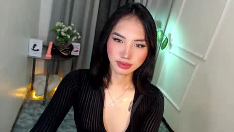 zelainalovetocum online show from March 11, 3:02 pm